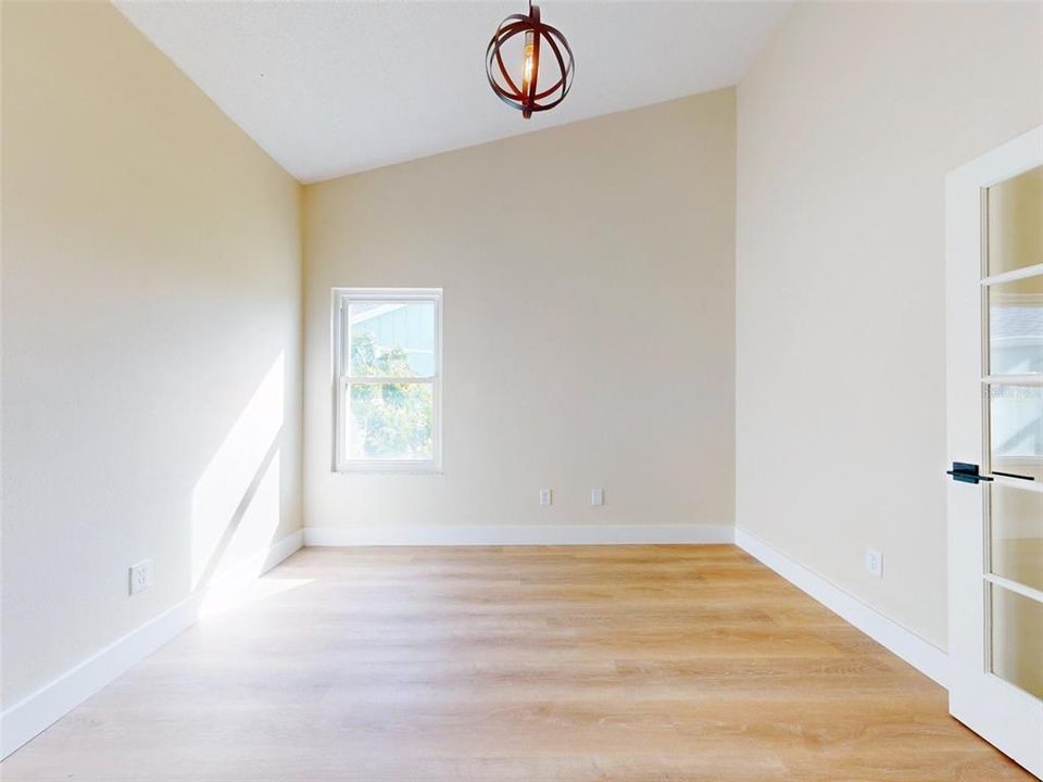 待售: $370,000 (3 贝兹, 2 浴室, 1456 平方英尺)