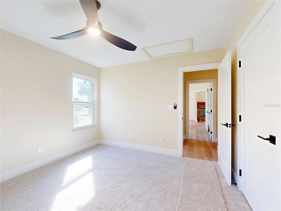 待售: $370,000 (3 贝兹, 2 浴室, 1456 平方英尺)