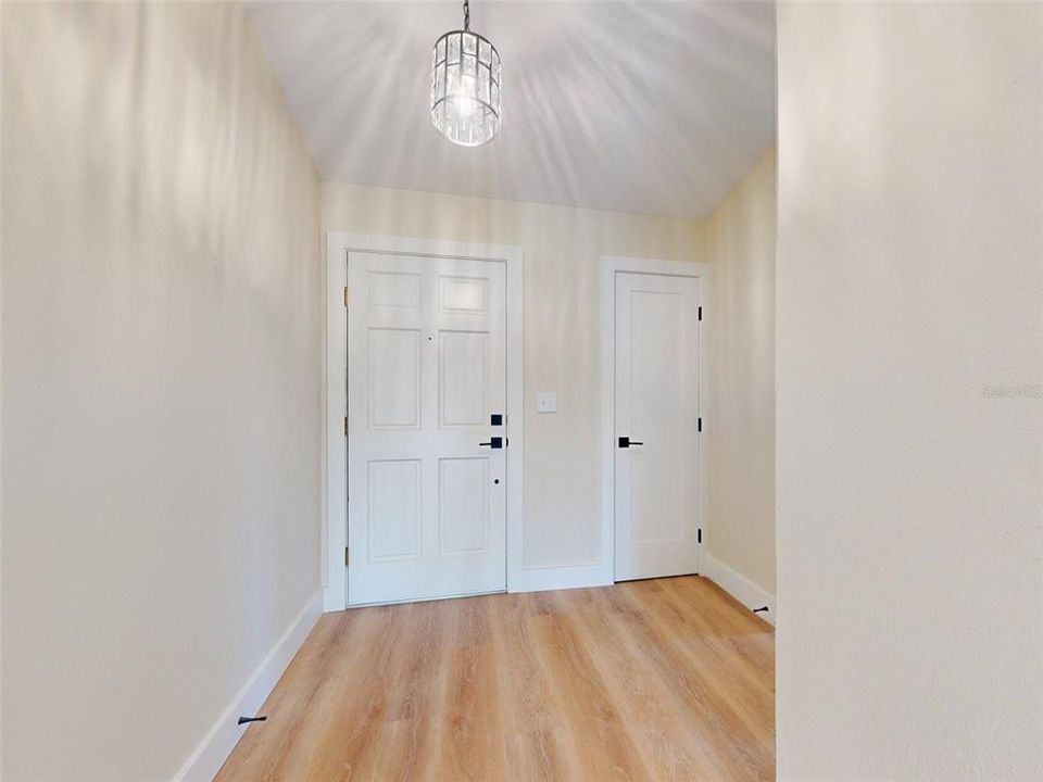 待售: $370,000 (3 贝兹, 2 浴室, 1456 平方英尺)