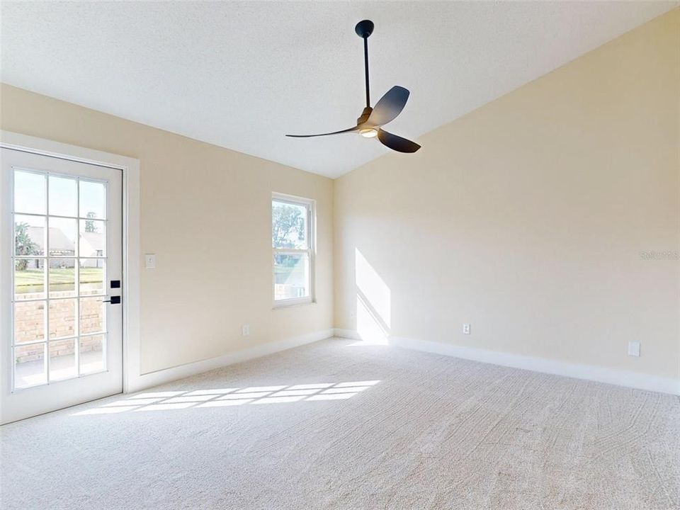 待售: $370,000 (3 贝兹, 2 浴室, 1456 平方英尺)