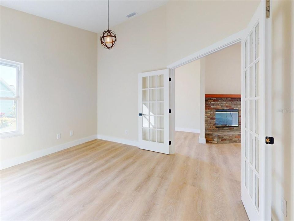 待售: $370,000 (3 贝兹, 2 浴室, 1456 平方英尺)