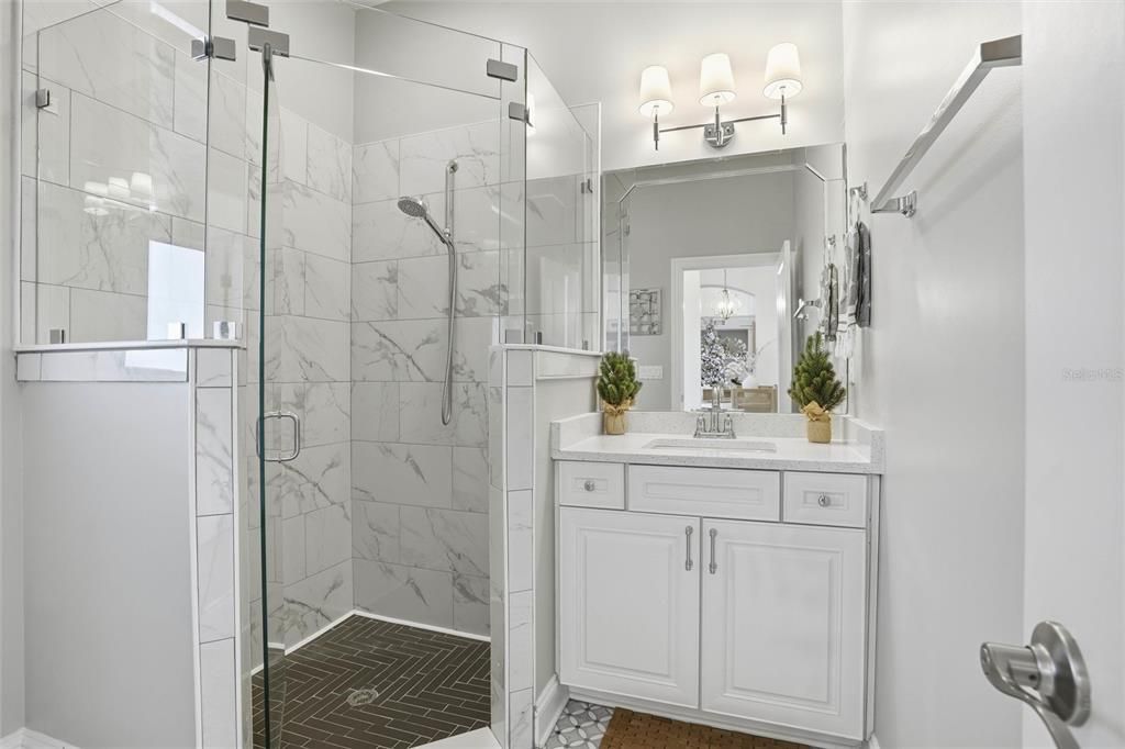 Active With Contract: $974,900 (7 beds, 4 baths, 4126 Square Feet)