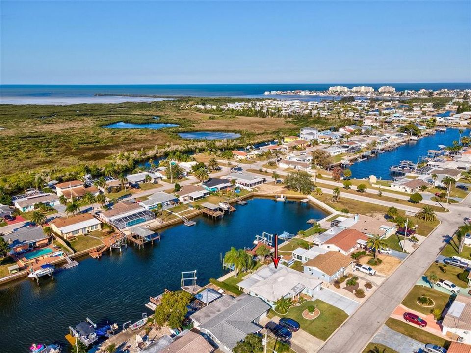 For Sale: $399,900 (2 beds, 2 baths, 1340 Square Feet)