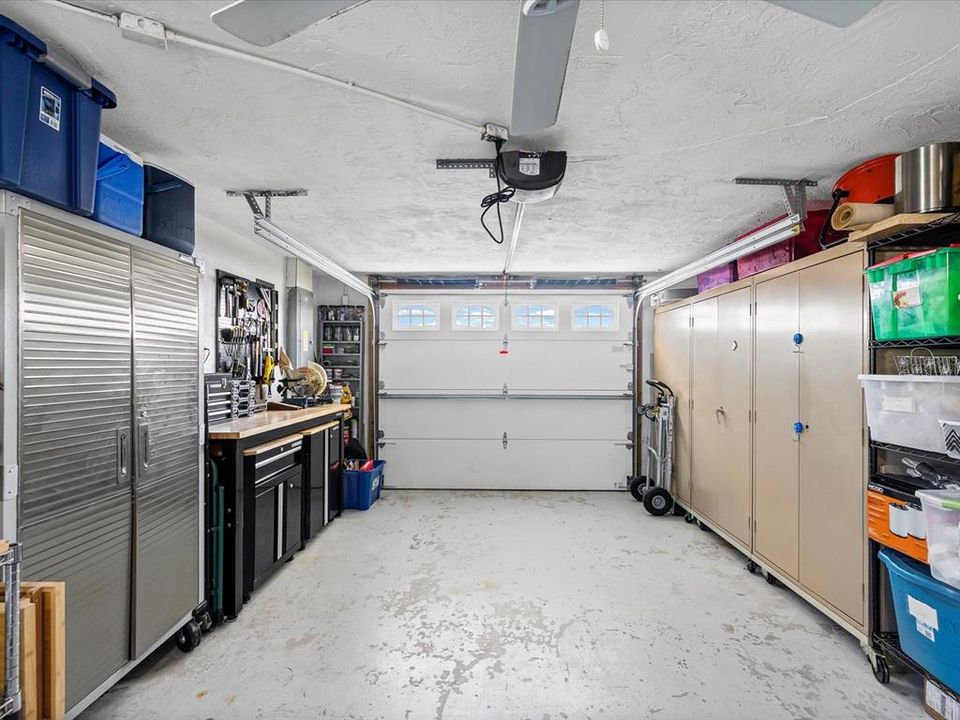 For Sale: $399,900 (2 beds, 2 baths, 1340 Square Feet)