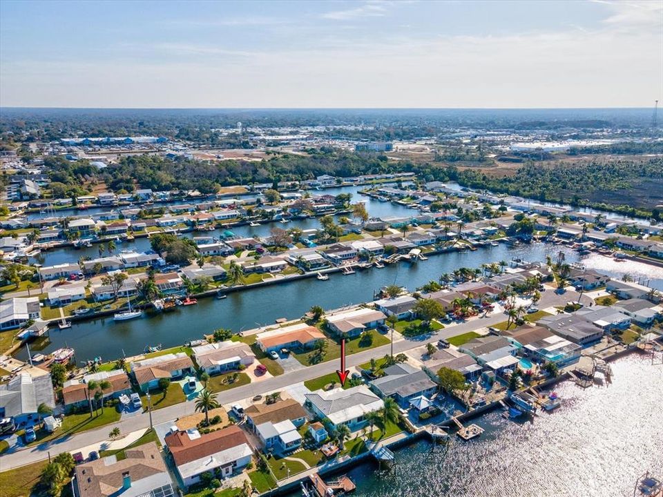 For Sale: $399,900 (2 beds, 2 baths, 1340 Square Feet)