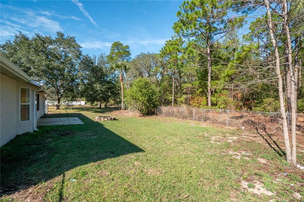 For Rent: $2,100 (3 beds, 2 baths, 1777 Square Feet)