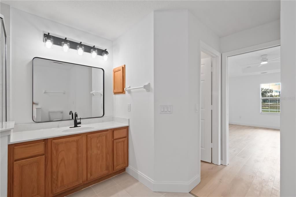 For Rent: $2,100 (3 beds, 2 baths, 1777 Square Feet)