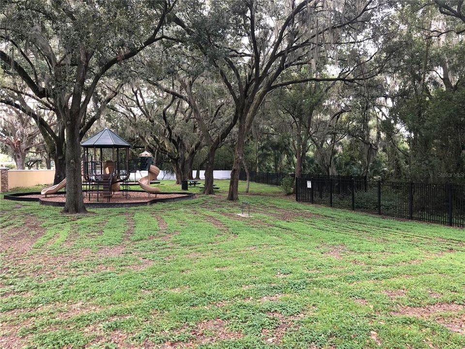 出租: $1,725 (2 贝兹, 2 浴室, 1184 平方英尺)