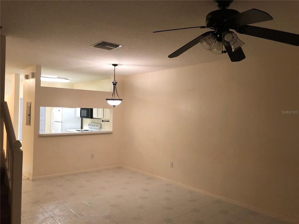 出租: $1,725 (2 贝兹, 2 浴室, 1184 平方英尺)