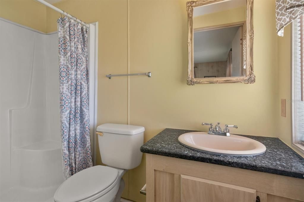 For Sale: $99,000 (2 beds, 2 baths, 782 Square Feet)