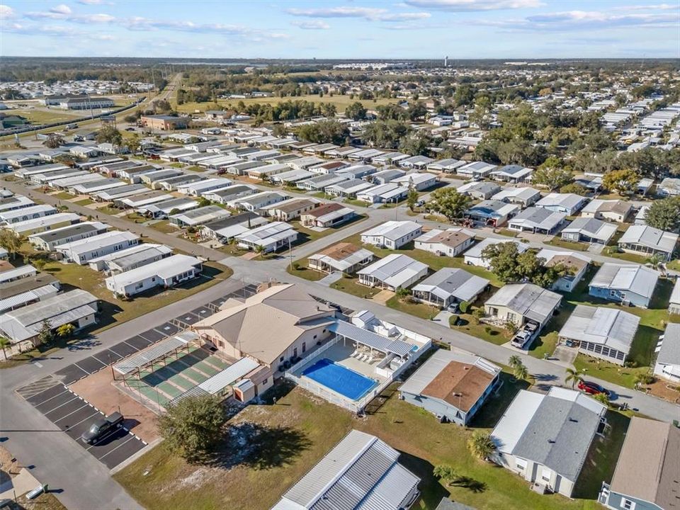 For Sale: $99,000 (2 beds, 2 baths, 782 Square Feet)