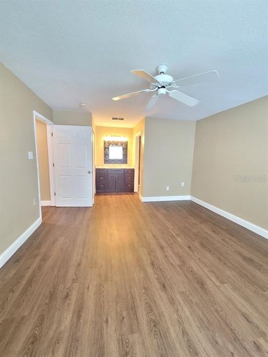 出租: $1,750 (3 贝兹, 2 浴室, 1251 平方英尺)