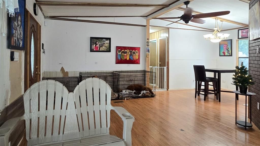 En Venta: $170,000 (3 camas, 2 baños, 1104 Pies cuadrados)