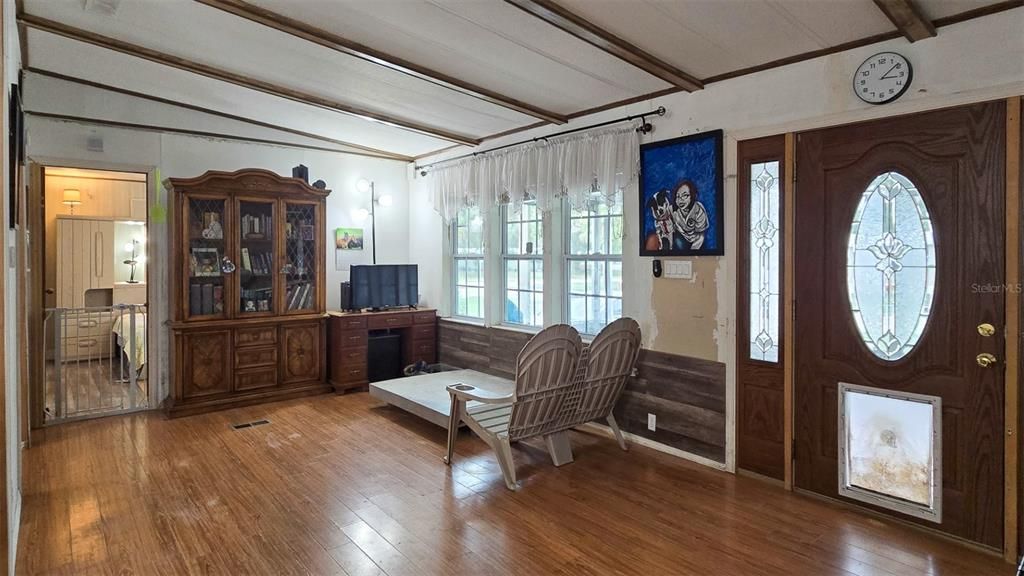 En Venta: $170,000 (3 camas, 2 baños, 1104 Pies cuadrados)