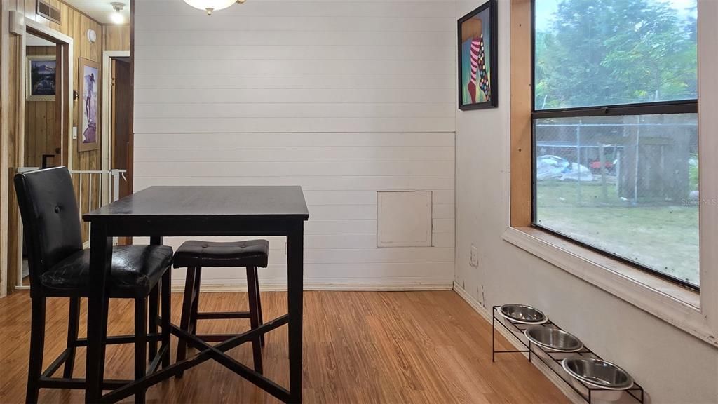 En Venta: $170,000 (3 camas, 2 baños, 1104 Pies cuadrados)