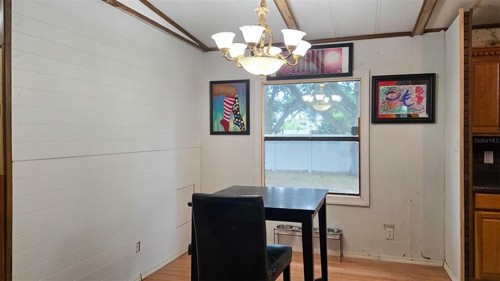 En Venta: $170,000 (3 camas, 2 baños, 1104 Pies cuadrados)