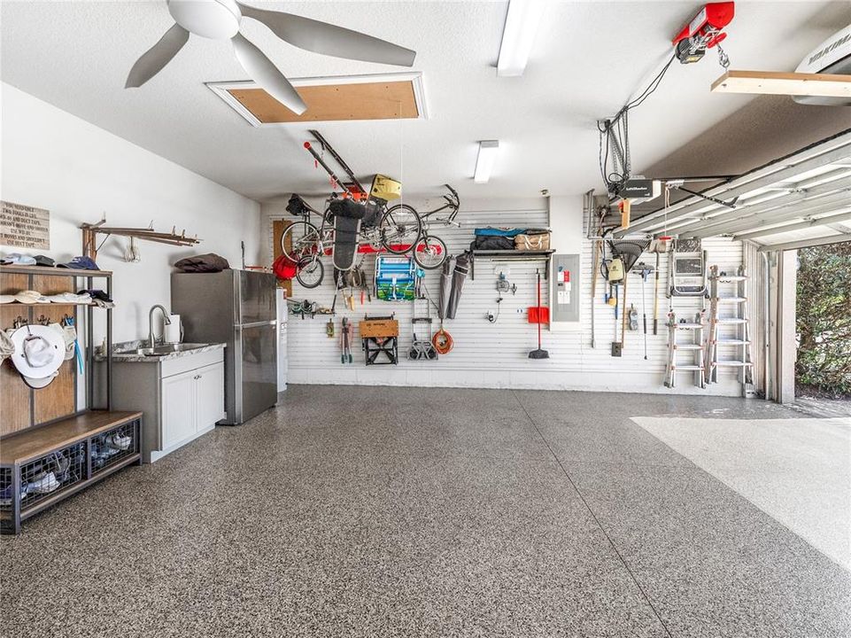 For Sale: $803,308 (4 beds, 4 baths, 3694 Square Feet)