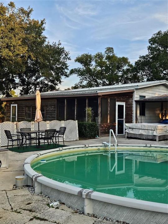 For Sale: $303,000 (2 beds, 2 baths, 1508 Square Feet)