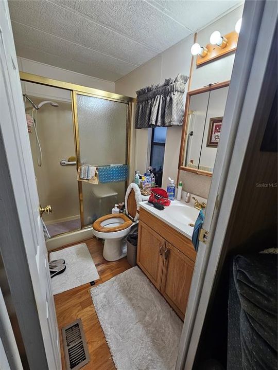 For Sale: $303,000 (2 beds, 2 baths, 1508 Square Feet)