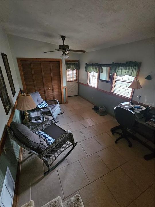 For Sale: $303,000 (2 beds, 2 baths, 1508 Square Feet)