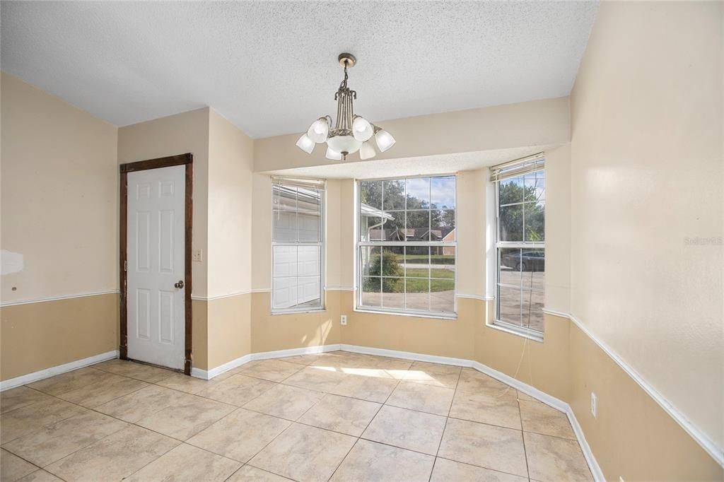 For Sale: $249,000 (3 beds, 2 baths, 1378 Square Feet)
