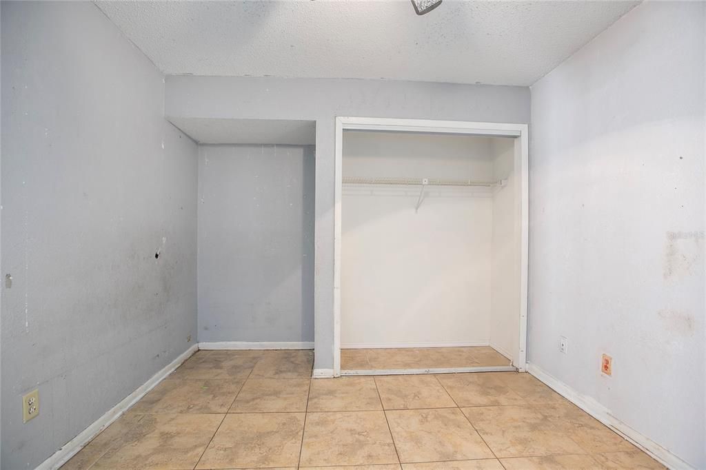 For Sale: $249,000 (3 beds, 2 baths, 1378 Square Feet)