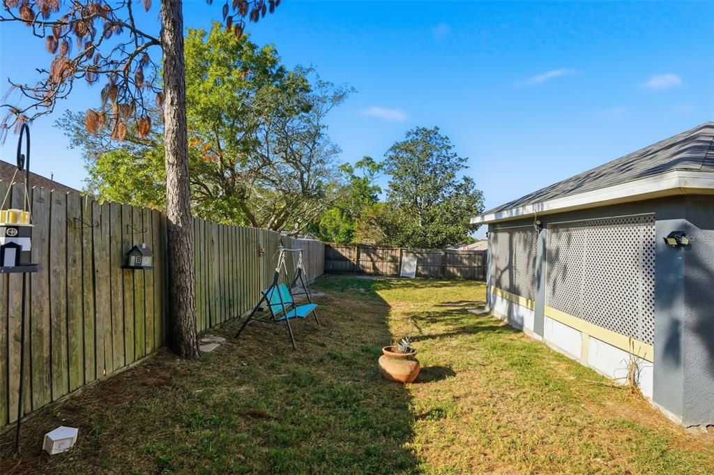 For Sale: $334,900 (4 beds, 2 baths, 2546 Square Feet)