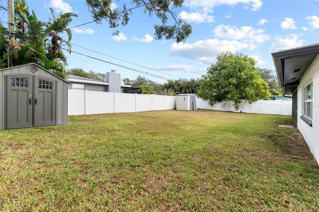 出租: $3,000 (3 贝兹, 2 浴室, 1300 平方英尺)