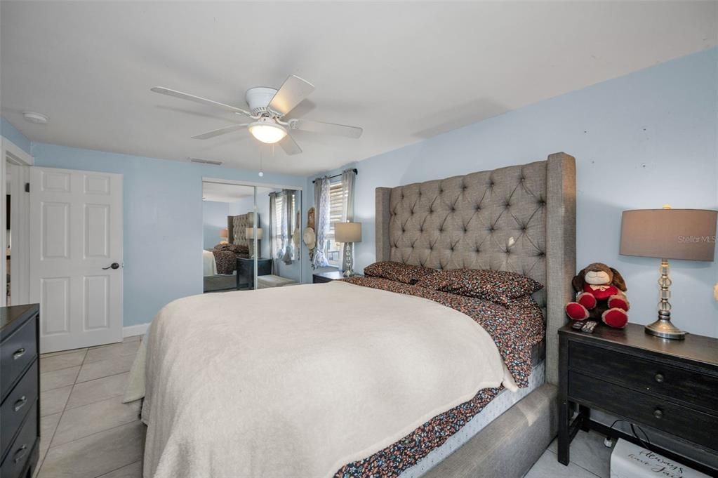 En Venta: $259,000 (2 camas, 2 baños, 1200 Pies cuadrados)