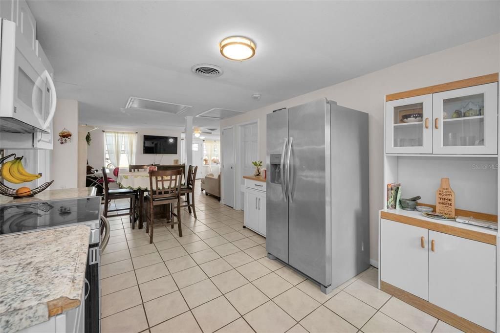 En Venta: $259,000 (2 camas, 2 baños, 1200 Pies cuadrados)