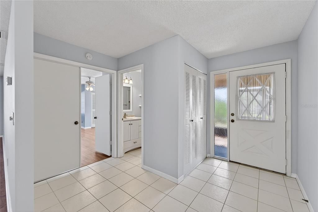 待售: $208,500 (2 贝兹, 2 浴室, 1857 平方英尺)