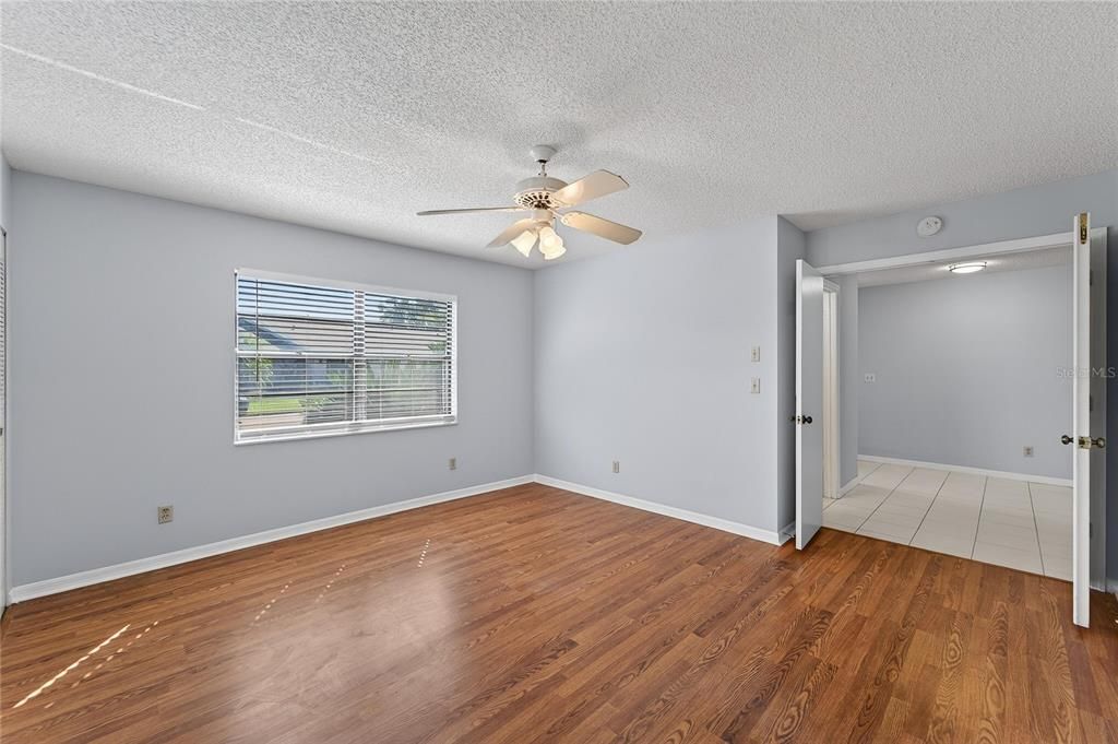 待售: $208,500 (2 贝兹, 2 浴室, 1857 平方英尺)