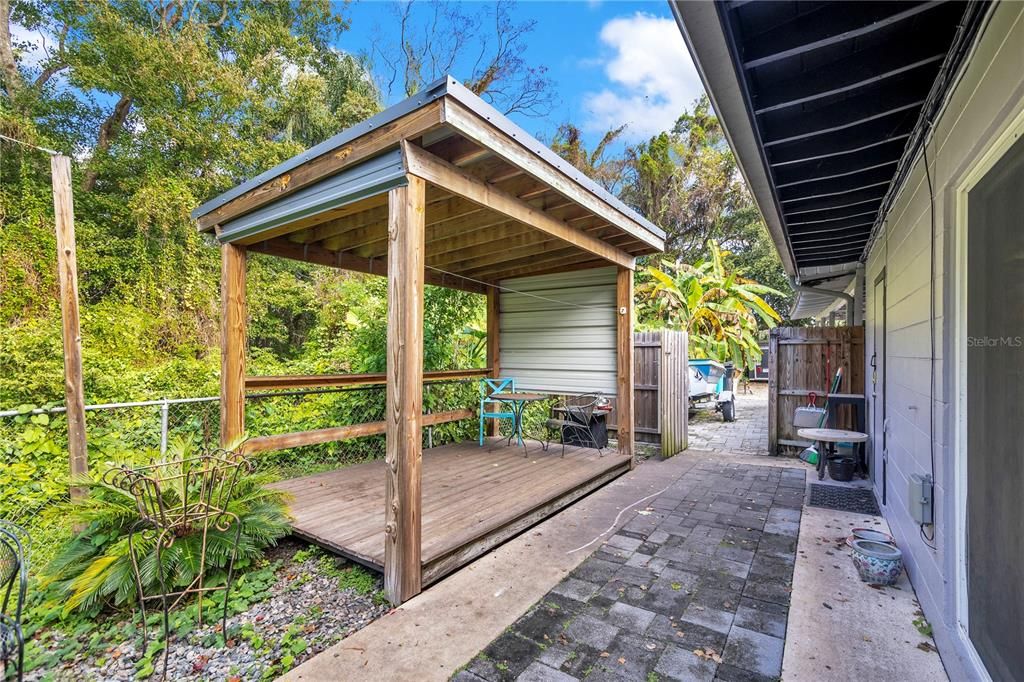 For Sale: $455,000 (2 beds, 1 baths, 1531 Square Feet)