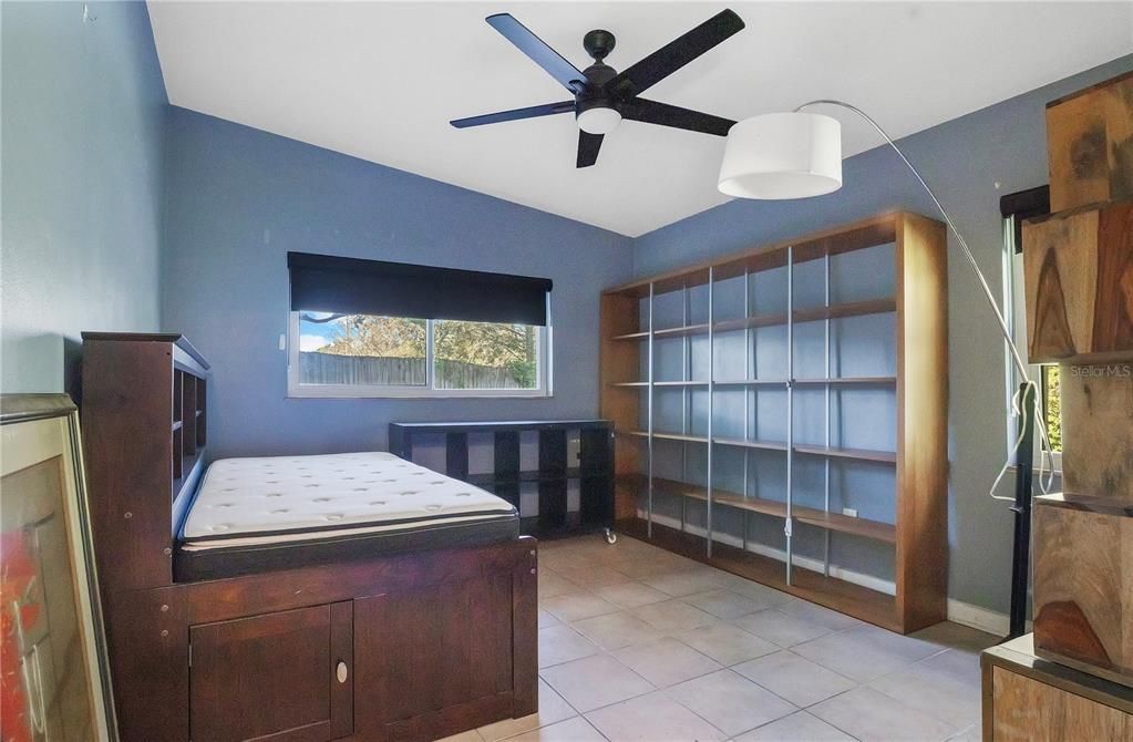 For Sale: $455,000 (2 beds, 1 baths, 1531 Square Feet)