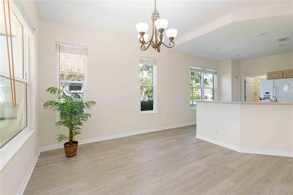 For Sale: $510,000 (2 beds, 2 baths, 1345 Square Feet)