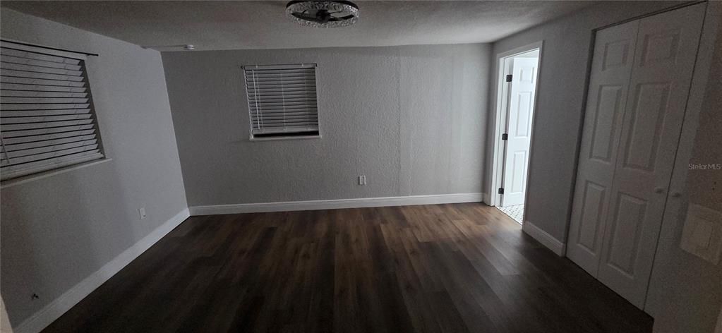 For Sale: $255,000 (3 beds, 2 baths, 1702 Square Feet)