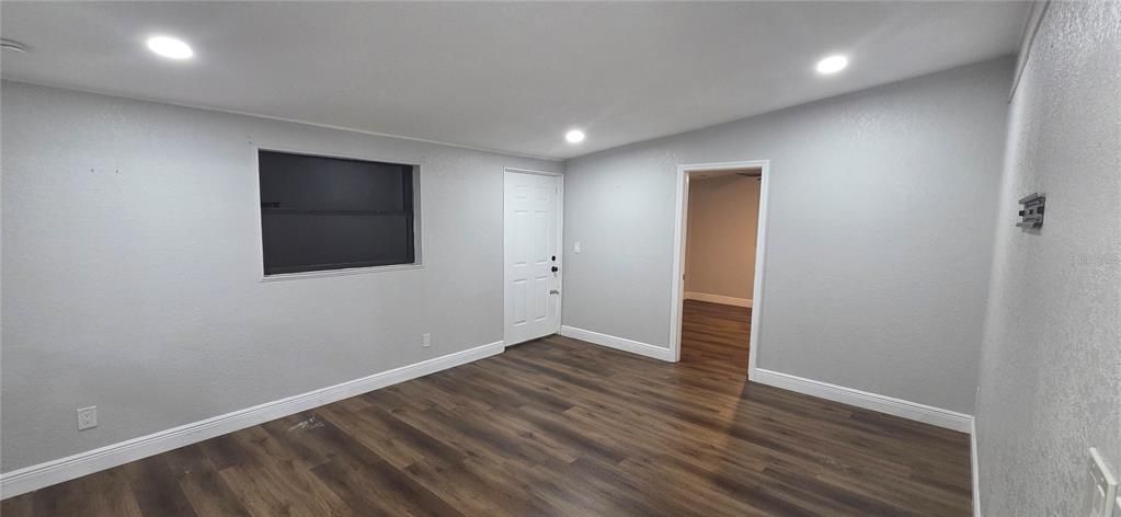 For Sale: $255,000 (3 beds, 2 baths, 1702 Square Feet)