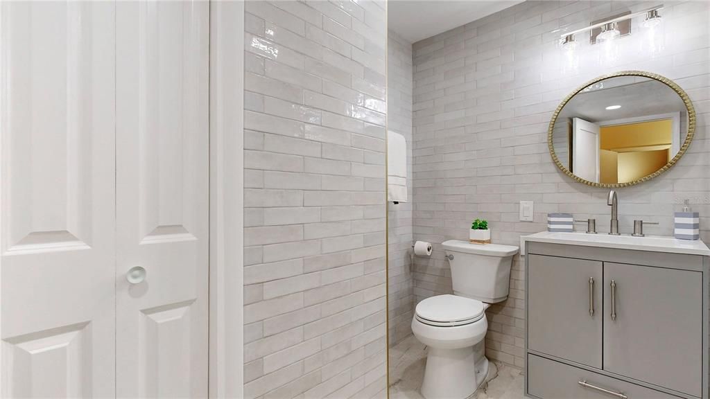 На продажу: $248,000 (1 спален, 1 ванн, 750 Квадратных фут)