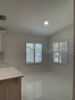 В аренду: $2,800 (3 спален, 2 ванн, 1870 Квадратных фут)