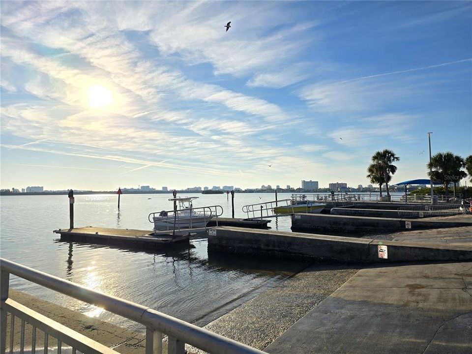 For Sale: $649,000 (3 beds, 3 baths, 2192 Square Feet)