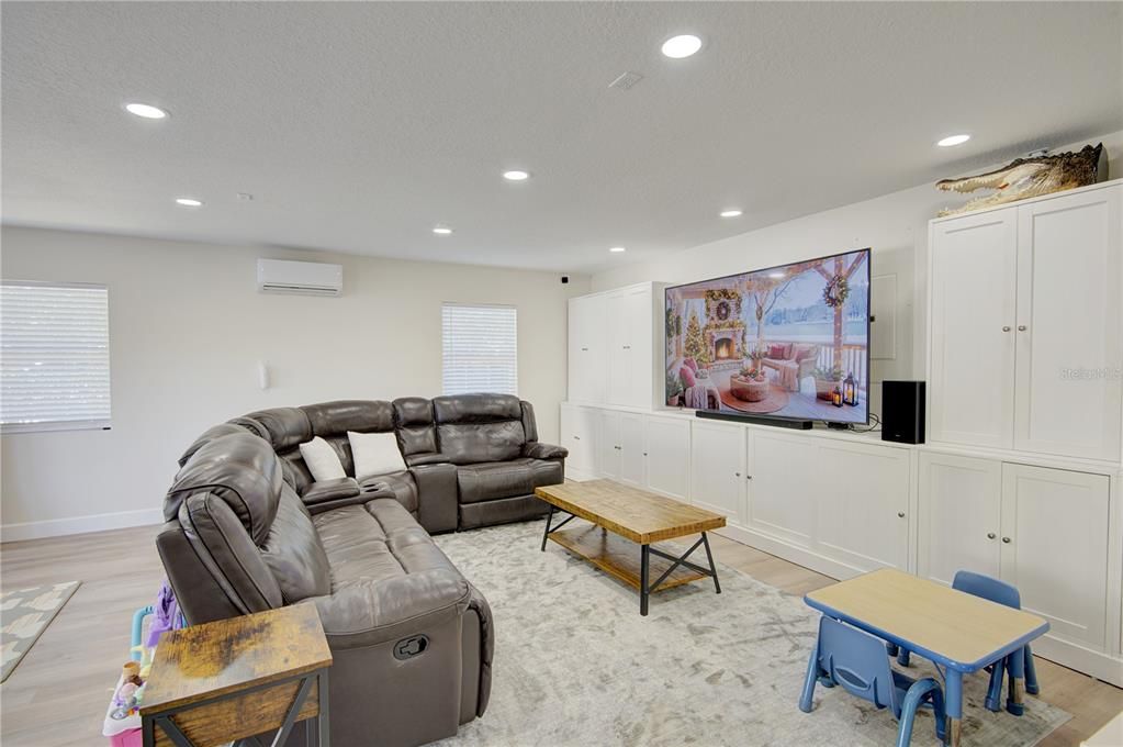 For Sale: $624,000 (4 beds, 3 baths, 2567 Square Feet)