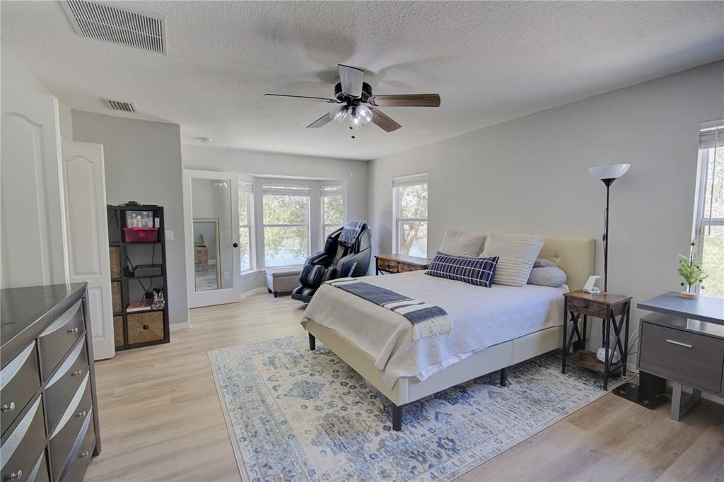 For Sale: $624,000 (4 beds, 3 baths, 2567 Square Feet)