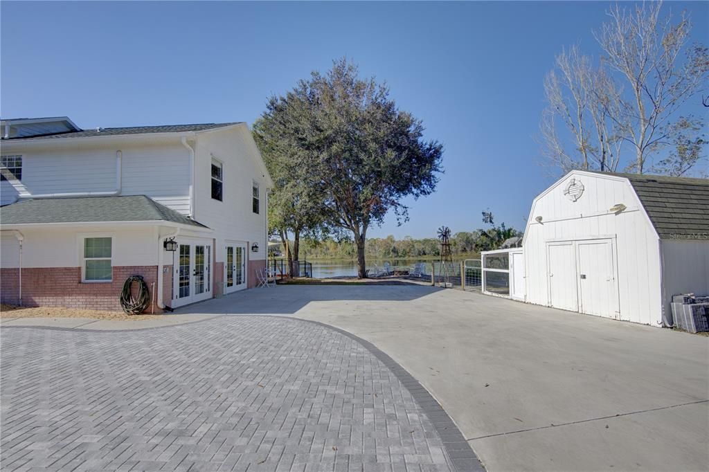 For Sale: $624,000 (4 beds, 3 baths, 2567 Square Feet)