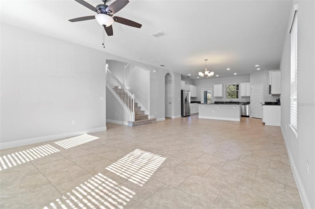 На продажу: $599,000 (4 спален, 3 ванн, 2696 Квадратных фут)