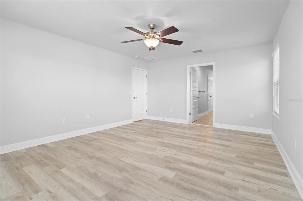 На продажу: $599,000 (4 спален, 3 ванн, 2696 Квадратных фут)