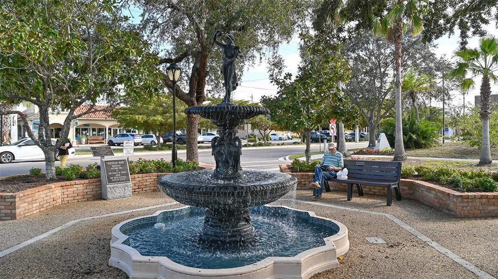 For Sale: $379,000 (2 beds, 2 baths, 1147 Square Feet)