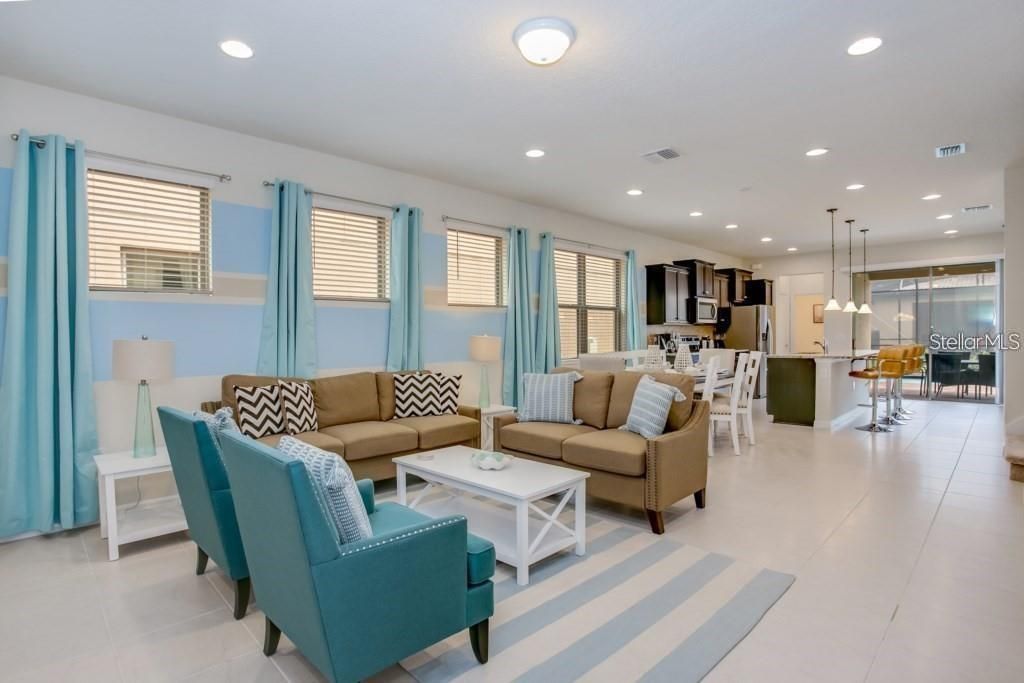 For Rent: $3,100 (5 beds, 5 baths, 2598 Square Feet)