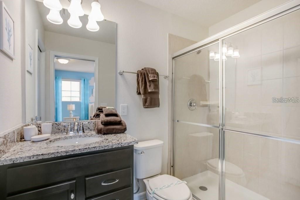 For Rent: $3,100 (5 beds, 5 baths, 2598 Square Feet)