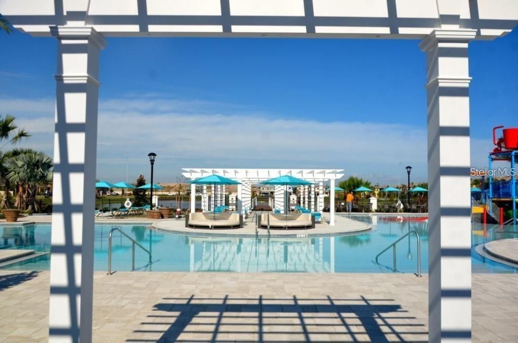 For Rent: $3,100 (5 beds, 5 baths, 2598 Square Feet)