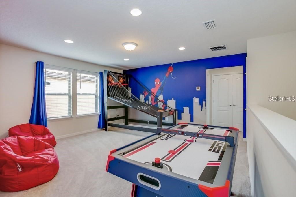 For Rent: $3,100 (5 beds, 5 baths, 2598 Square Feet)